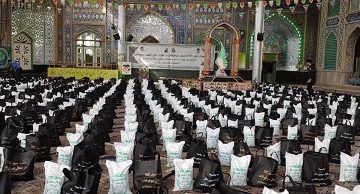 توزیع ۷٠٠ بسته معیشتی از محل موقوفات بابل بین نیازمندان
