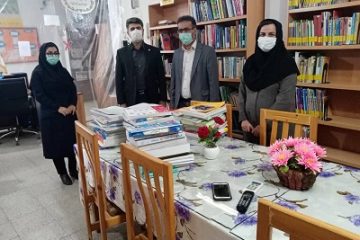 دانش‌آموز مازندرانی به جمع واقفان پیوست / وقف ۸۰ جلد کتاب کمک آموزشی کنکور در جویبار