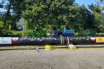 کلنگ احداث خط لوله ۳۰ اینچ انتقال گاز نور- کلارآباد به طول ۷۵ کیلومتر به زمین زده ش