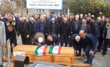 مردم رستمرود، در سوگ فوت مادر شهید