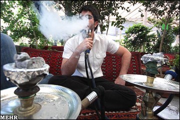 قلیانی ها ۳ لیتر منوکسیدکربن وارد ریه های خود می کنند