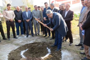 کلنگ ساختمان دیالیز جهت رفاه بیماران بر زمین زده شد