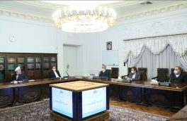 ضرورت عرضه بیشتر سهام شرکت‌ها و بنگاه‌های بزرگ در بورس