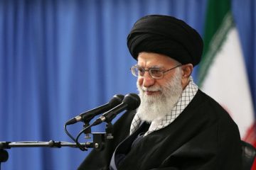 رهبر انقلاب: کار بزرگ معلمان آموزش شکوفاسازی استعدادها برای ارزش‌های متعالی است
