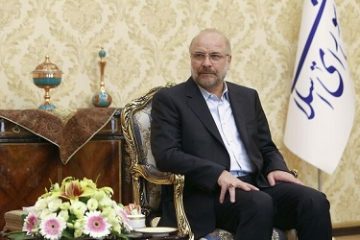 ملت ایران انتظار دارد پرونده ترور شهید سلیمانی با قدرت پیگیری شود