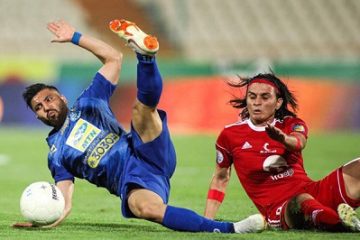 بازی بزرگ «کوچک» از آب درآمد/ استقلال و تراکتور خودزنی کردند!