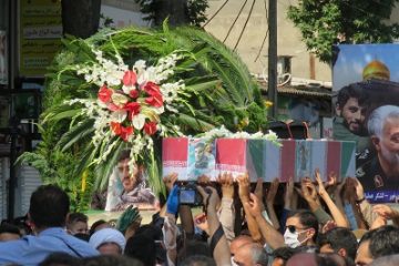 تشییع پیکر مدافع حرم شهید علی جمشیدی+تصویری