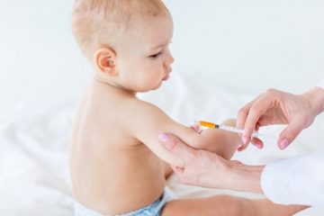 واکسن‌های اصلی کودکان را بخاطر کرونا عقب نیاندازید