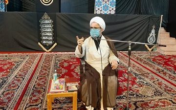 دعوت مردم به مسیر الهی زیباترین عمل روحانیت است