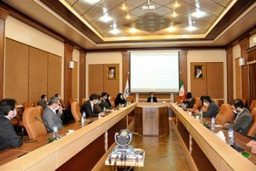 دومین نشست هماندیشی در حوزه پایش و کاهش آلایندگی مسایل زیستمحیطی واحدهای صنعتی استان