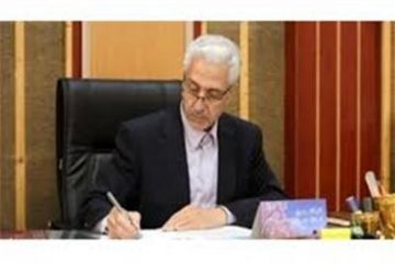 وزیر علوم، تحقیقات و فناوری از رییس دانشگاه مازندران قدردانی کرد
