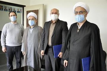 عقد تفاهمنامه دانشگاه مازندران با موسسه پژوهشی، آموزشی و فرهنگی قرآن و عترت پیامبر اعظم(ص) ساری