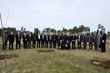 بوستان مشاهیر دانشگاه مازندران افتتاح شد