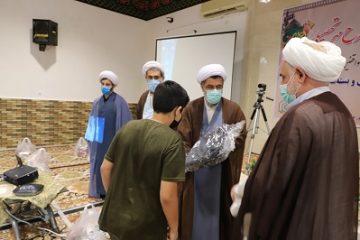 هدای ۷۰۰ بسته تحصیلی موقوفات بین دانش‌آموزان کم‌برخوردار مازندران