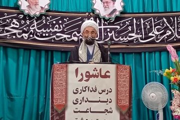 پیاده روی اربعین بزرگترین اجتماع دینی است