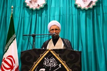 تریبون نماز جمعه برای مطالبه گری مردم است