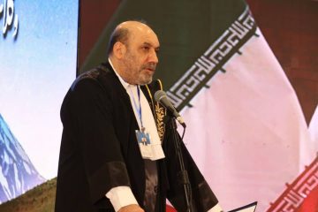 ایستادن در گذشته با تغییر مخالفت دارد