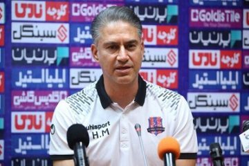 مطهری برکنار شد