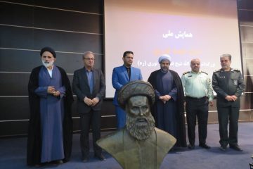سردیس آیت الله شیخ فضل الله نوری در همایش ملی شیخ شهیدنوری رونمایی شد