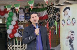 دانش‌آموزان تبیین‌گر دستاوردهای انقلاب باشند