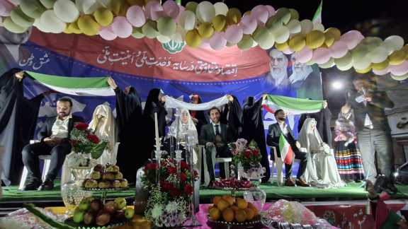 جشن پیوند آسمانی سه زوج جوان در نور/تصاویر